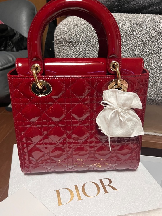   型番 M05650WCBM323（ブランドバッグ）の商品画像 - 査定依頼日：2026年3月26日 - 最高査定価格：210,000円