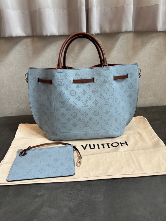 ジロラッタ　モノグラム　マヒナ　M53154（ブランドバッグ）の商品画像 - 査定依頼日：2026年2月24日 - 最高査定価格：250,000円