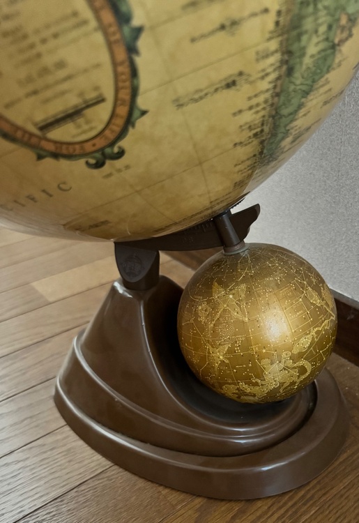 MAHINA GLOBES社の「Classic Globe」シリーズの地球儀（美術品・骨董品）の商品画像 - 査定依頼日：2026年2月19日 - 最高査定価格：100,000円