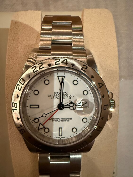 ロレックス エクスプローラー 1657（高級時計）の商品画像 - 査定依頼日：2025年4月22日 - 最高査定価格：1,050,000円