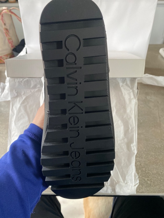 カルバンクライン　ブーツ（古着・ファッション）の商品画像 - 査定依頼日：2026年3月7日 - 最高査定価格：100,000円