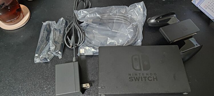 NintendoSwitch（ゲーム機本体・ゲームソフト）の商品画像 - 査定依頼日：2025年8月3日 - 最高査定価格：4,500円