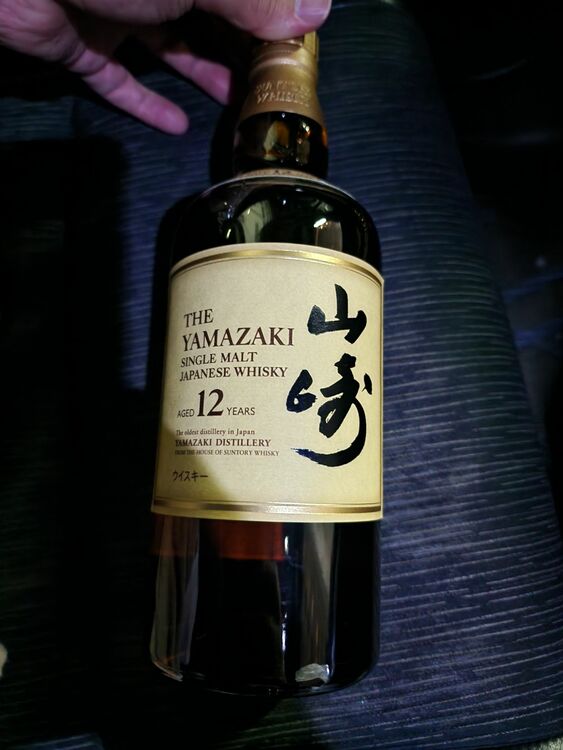 山崎12年（お酒）の商品画像 - 査定依頼日：2025年7月22日 - 最高査定価格：18,500円