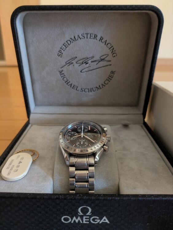 オメガ スピードマスター 3519 0（高級時計）の商品画像 - 査定依頼日：2025年8月17日 - 最高査定価格：390,000円