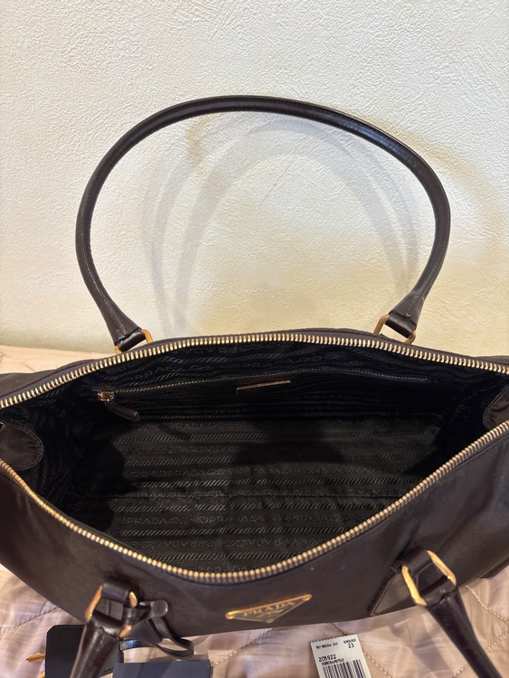 プラダ  （ブランドバッグ）の商品画像 - 査定依頼日：2025年9月29日 - 最高査定価格：45,000円