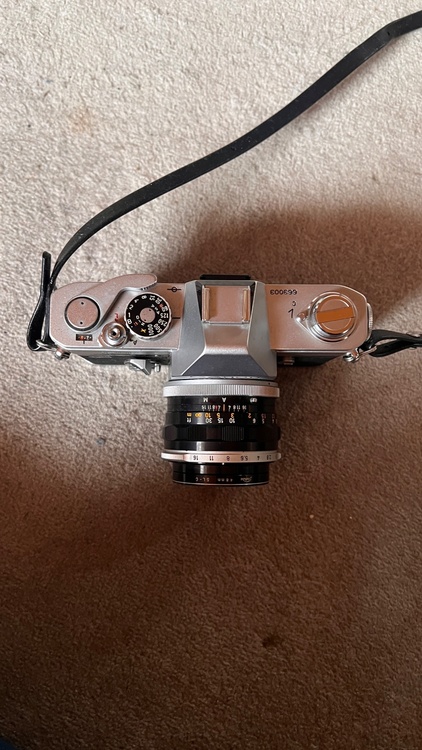 Canonのフィルムカメラ FT QL、Canon FL50mm/1:14の レ（カメラ）の商品画像 - 査定依頼日：2026年4月15日 - 最高査定価格：100,000円