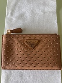 プラダ  （ブランドバッグ）の商品画像 - 査定依頼日：2025年12月17日 - 最高査定価格：43,000円