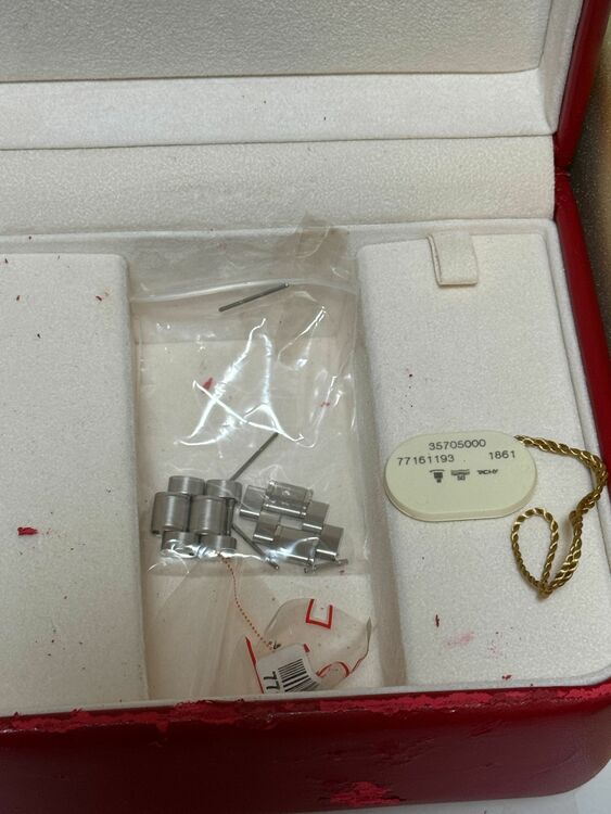 オメガ スピードマスター 3570 50（高級時計）の商品画像 - 査定依頼日：2025年8月29日 - 最高査定価格：650,000円