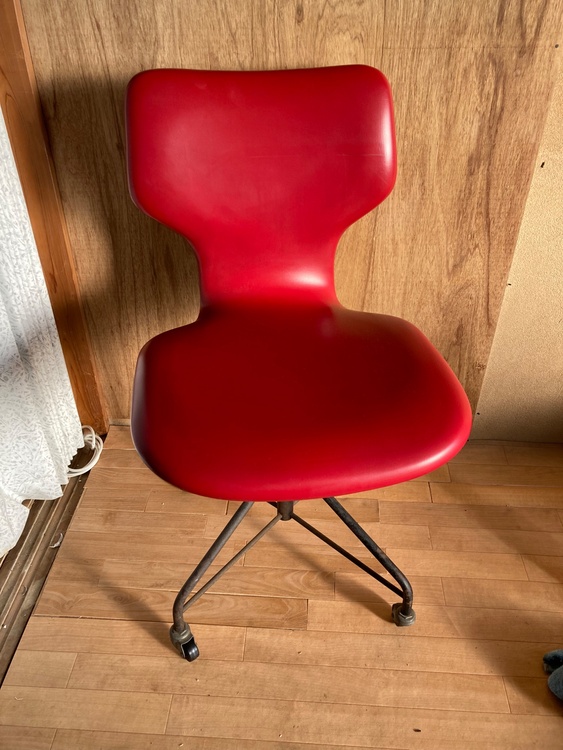 天童材木　カブトチェアー（美術品・骨董品）の商品画像 - 査定依頼日：2026年3月17日 - 最高査定価格：5,000円