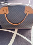 ？（ブランド財布・小物）の商品画像 - 査定依頼日：2025年1月5日 - 最高査定価格：15,000円