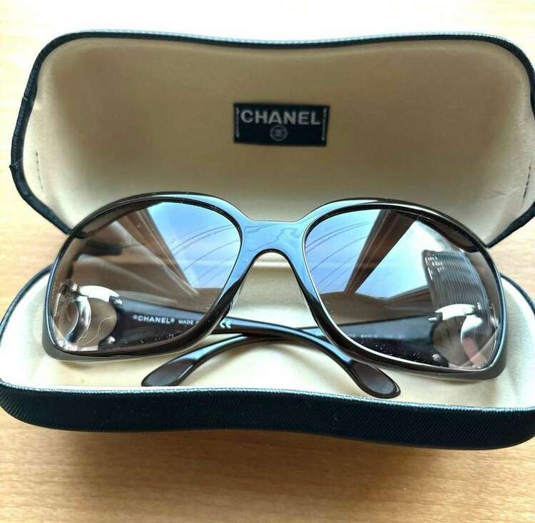 CHANELサングラス（ブランド財布・小物）の商品画像 - 査定依頼日：2025年1月14日 - 最高査定価格：7,000円
