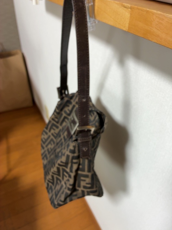 FENDI ワンショルダー（ブランドバッグ）の商品画像 - 査定依頼日：2025年12月2日 - 最高査定価格：90,000円