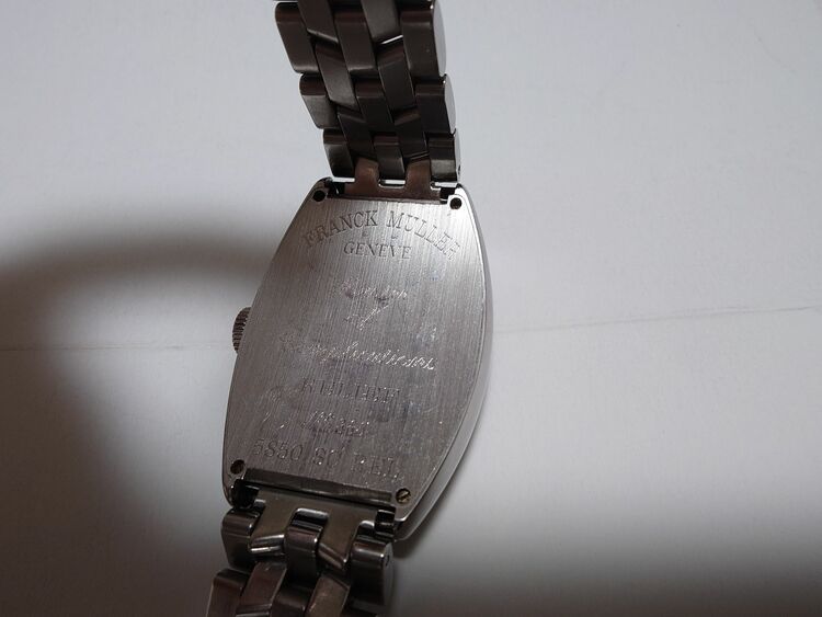 フランクミュラー トノウカーベックス （高級時計）の商品画像 - 査定依頼日：2025年7月1日 - 最高査定価格：550,000円