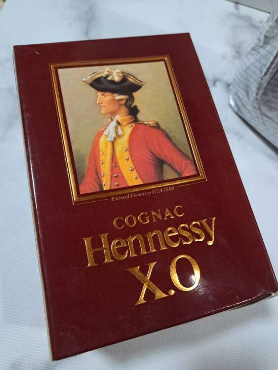 ブランデー ヘネシー （お酒）の商品画像 - 査定依頼日：2025年2月13日 - 最高査定価格：18,000円