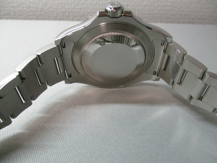 ヨットマスター40　ダークロジウム（高級時計）の商品画像 - 査定依頼日：2026年1月9日 - 最高査定価格：2,240,000円