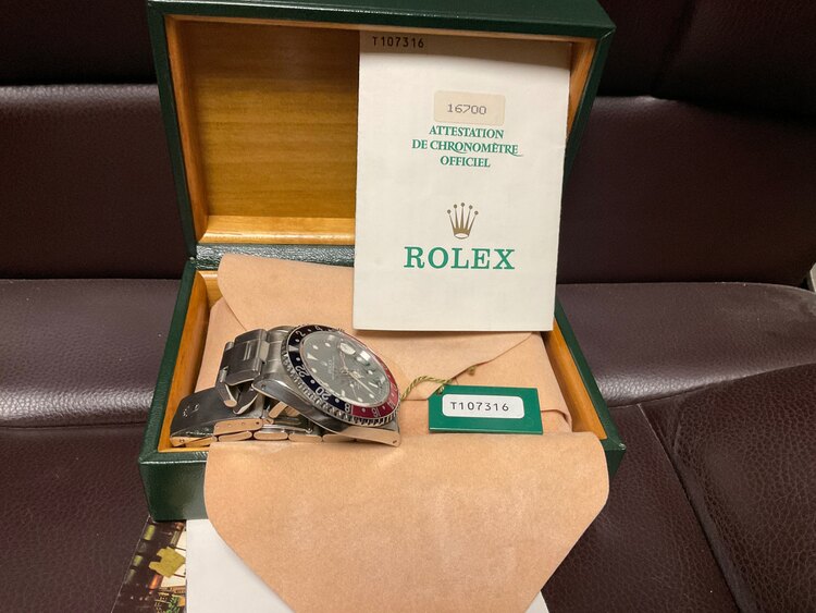 ロレックス GMTマスター 1670（高級時計）の商品画像 - 査定依頼日：2025年1月19日 - 最高査定価格：1,520,000円