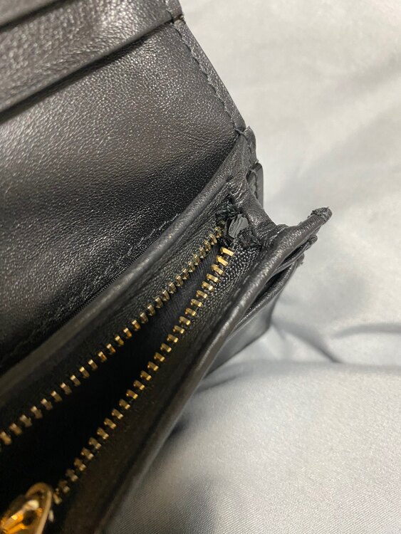 ディオール  （ブランドバッグ）の商品画像 - 査定依頼日：2024年12月27日 - 最高査定価格：10,000円