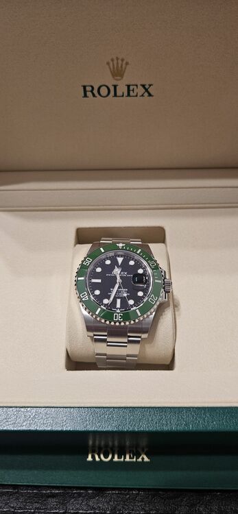 126610LV（高級時計）の商品画像 - 査定依頼日：2025年10月9日 - 最高査定価格：2,330,000円