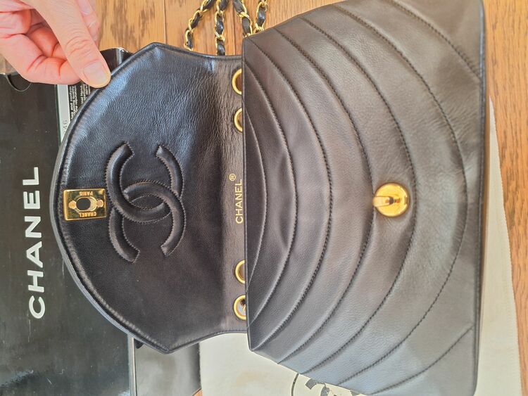 163846（ブランドバッグ）の商品画像 - 査定依頼日：2025年11月28日 - 最高査定価格：350,000円