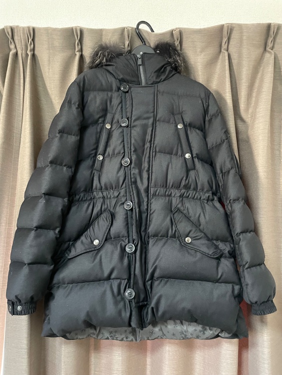 タトラスフォンドダウンジャケット（古着・ファッション）の商品画像 - 査定依頼日：2026年1月12日 - 最高査定価格：100,000円