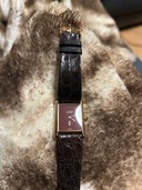 カルティエ タンク マストたんk（高級時計）の商品画像 - 査定依頼日：2025年11月14日 - 最高査定価格：220,000円