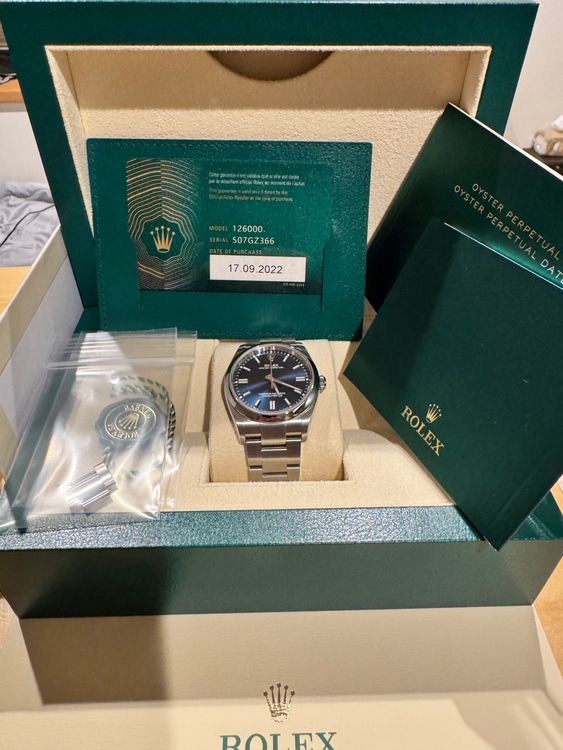 ロレックス パーペチュアル 12600（高級時計）の商品画像 - 査定依頼日：2025年10月4日 - 最高査定価格：1,100,000円