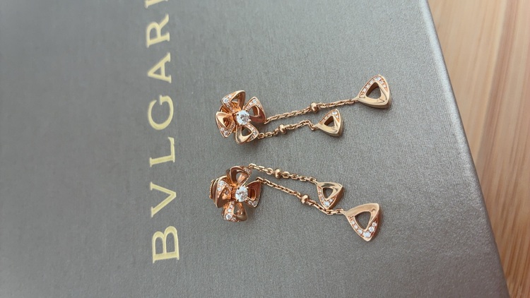 357143（金・貴金属）の商品画像 - 査定依頼日：2025年11月16日 - 最高査定価格：300,000円