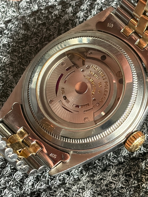 風防サファイア　裏蓋スケルトンカスタム（高級時計）の商品画像 - 査定依頼日：2026年3月3日 - 最高査定価格：730,000円