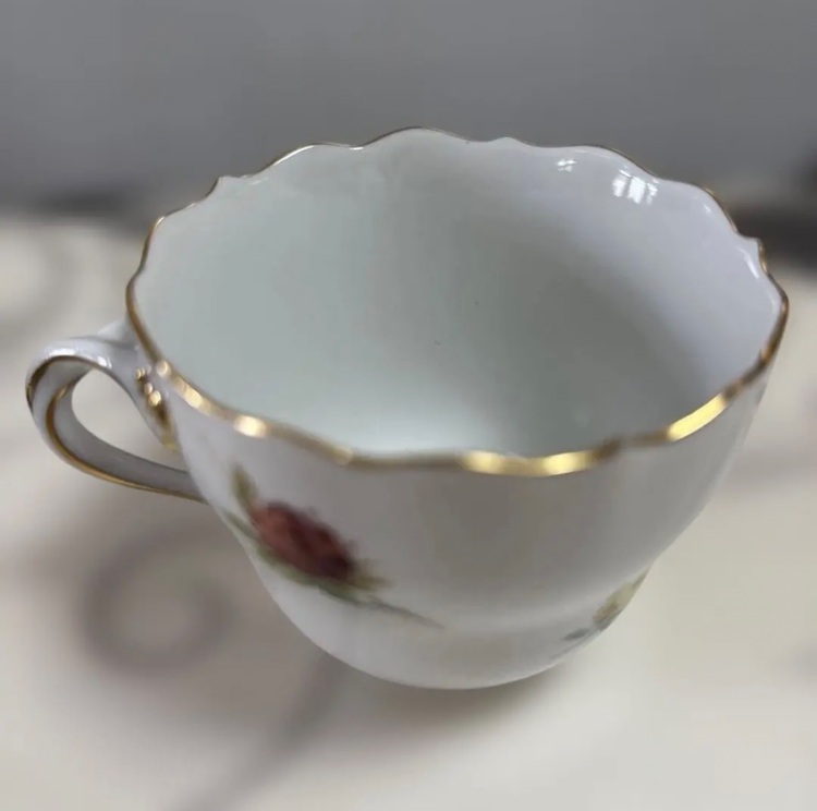 マイセン　フルーツ（食器）の商品画像 - 査定依頼日：2025年11月6日 - 最高査定価格：10,000円