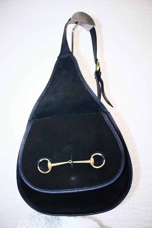 GUCCI ホースビット ショルダーバッグ スエード レザー 003 2113 0034（ブランドバッグ）の商品画像 - 査定依頼日：2026年10月15日 - 最高査定価格：15,000円