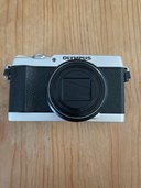 SH-2（カメラ）の商品画像 - 査定依頼日：2023年8月1日 - 最高査定価格：4,000円