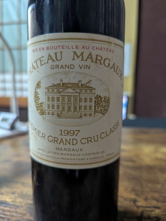 ワイン シャトーマルゴー （お酒）の商品画像 - 査定依頼日：2025年8月25日 - 最高査定価格：50,000円