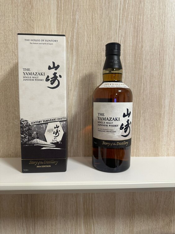 ウイスキー サントリー山崎 （お酒）の商品画像 - 査定依頼日：2025年4月22日 - 最高査定価格：17,000円