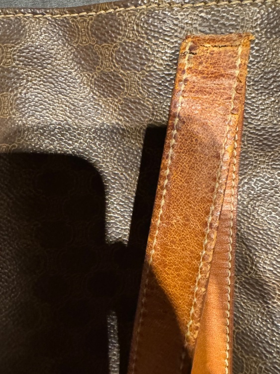 セリーヌ　ハンドバッグ（ブランドバッグ）の商品画像 - 査定依頼日：2025年11月18日 - 最高査定価格：20,000円