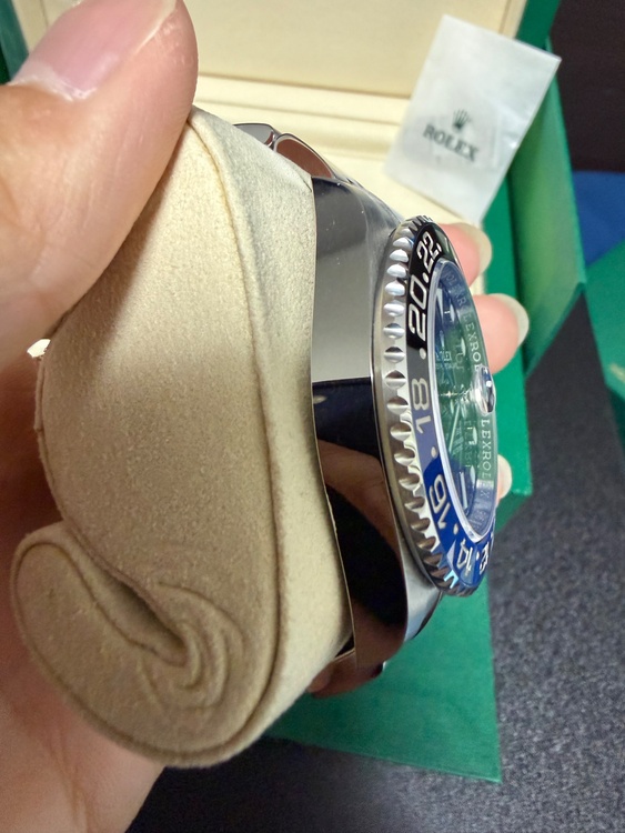 GMTマスターⅡバットマン（高級時計）の商品画像 - 査定依頼日：2026年4月15日 - 最高査定価格：2,750,000円