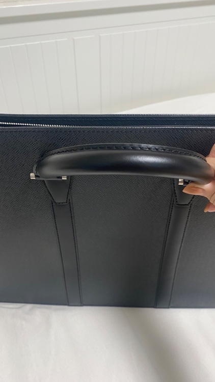 ？ビジネスバッグ（ブランドバッグ）の商品画像 - 査定依頼日：2025年9月16日 - 最高査定価格：60,000円