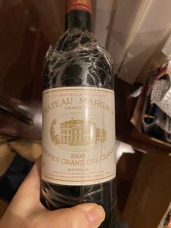 シャトーマルゴー1998（お酒）の商品画像 - 査定依頼日：2021年10月3日 - 最高査定価格：33,000円