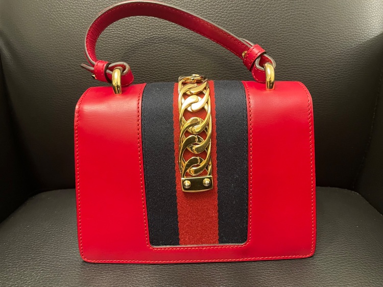 グッチ  （ブランドバッグ）の商品画像 - 査定依頼日：2025年9月4日 - 最高査定価格：85,000円