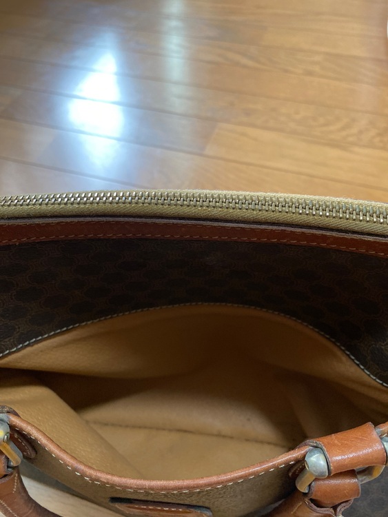 ボストンバッグ（ブランドバッグ）の商品画像 - 査定依頼日：2025年9月14日 - 最高査定価格：25,000円