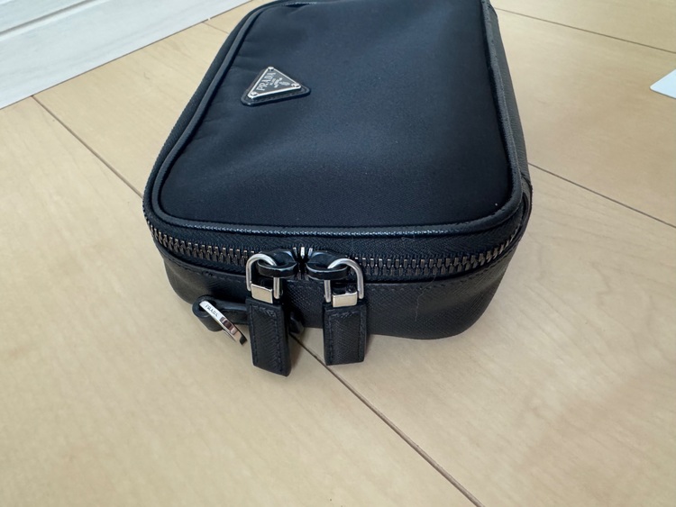 PRADA ブリック Re-Nylon xサフィアーノレザー バッグ（ブランドバッグ）の商品画像 - 査定依頼日：2025年6月9日 - 最高査定価格：160,000円