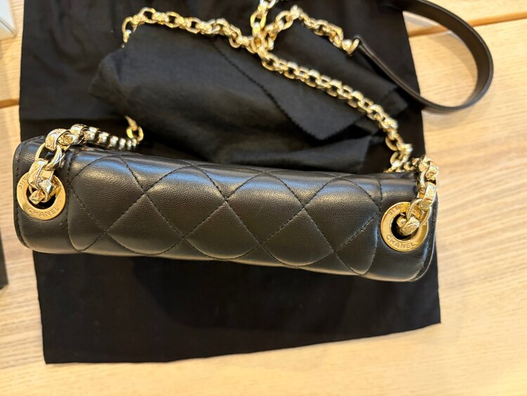 シャネル マトラッセ （ブランドバッグ）の商品画像 - 査定依頼日：2025年2月4日 - 最高査定価格：200,000円