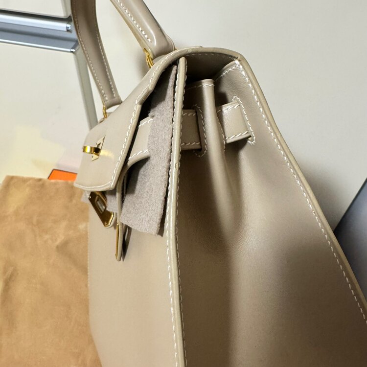 エルメス ケリー （ブランドバッグ）の商品画像 - 査定依頼日：2025年5月15日 - 最高査定価格：15,000,000円