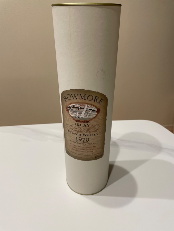 ウイスキー ボウモア （お酒）の商品画像 - 査定依頼日：2025年10月24日 - 最高査定価格：330,000円