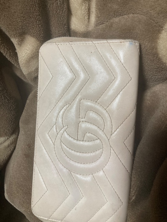 わからない！（ブランド財布・小物）の商品画像 - 査定依頼日：2025年11月20日 - 最高査定価格：12,000円