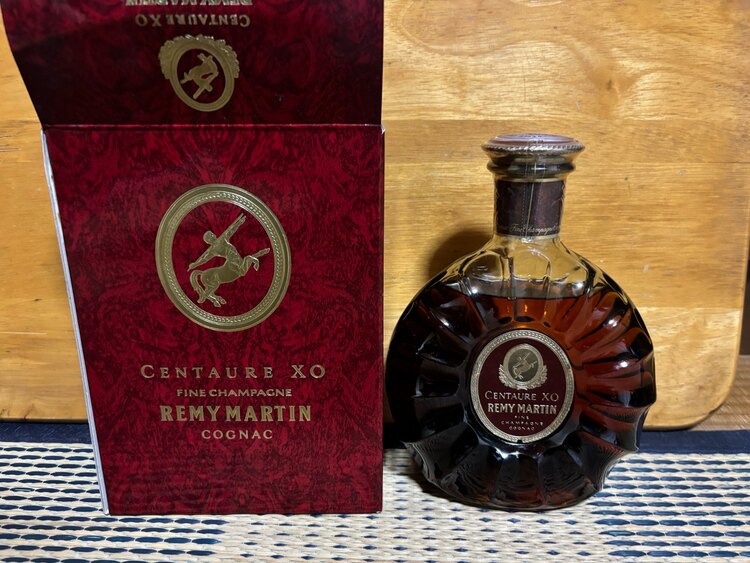 ブランデー レミーマルタン （お酒）の商品画像 - 査定依頼日：2025年4月22日 - 最高査定価格：8,000円