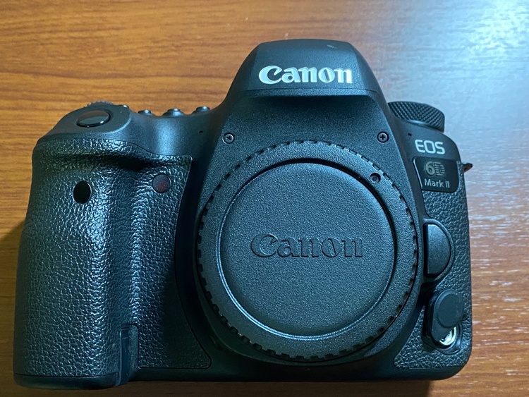 EOS 6D Mark Ⅱ EF 24-70 F4L IS USM kit（カメラ）の商品画像 - 査定依頼日：2026年9月27日 - 最高査定価格：107,000円