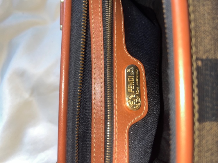 ボストンバッグ（ブランドバッグ）の商品画像 - 査定依頼日：2025年7月27日 - 最高査定価格：50,000円