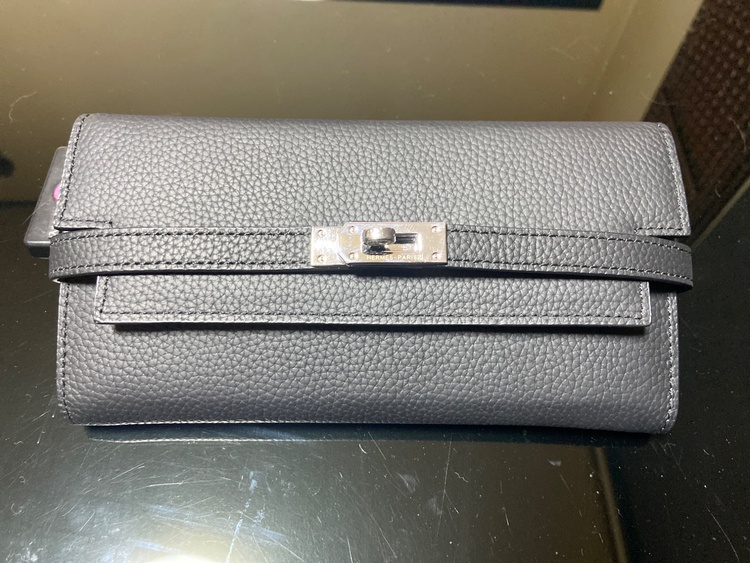 エルメス ケリー （ブランドバッグ）の商品画像 - 査定依頼日：2026年4月22日 - 最高査定価格：900,000円