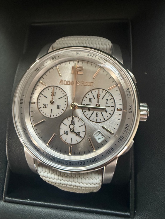オーデマピゲ その他 （高級時計）の商品画像 - 査定依頼日：2025年6月8日 - 最高査定価格：3,300,000円