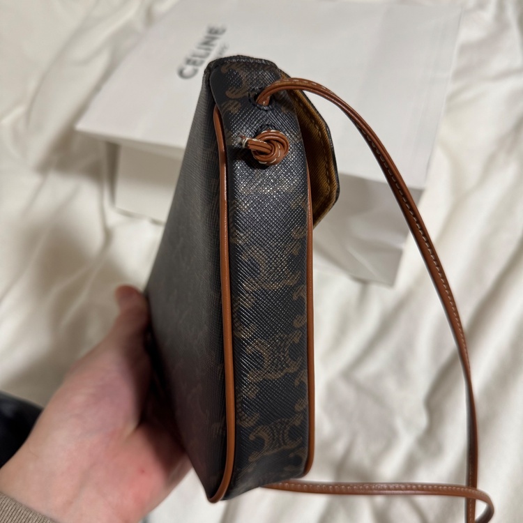 セリーヌ  （ブランドバッグ）の商品画像 - 査定依頼日：2026年1月8日 - 最高査定価格：100,000円